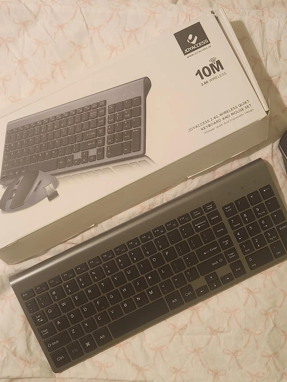 Wireless Keyboard and Mouse Set - Gray